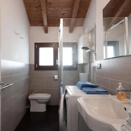 Appartement Maggie's Near To Saint Orsola Hospital, Expo, Centre *
